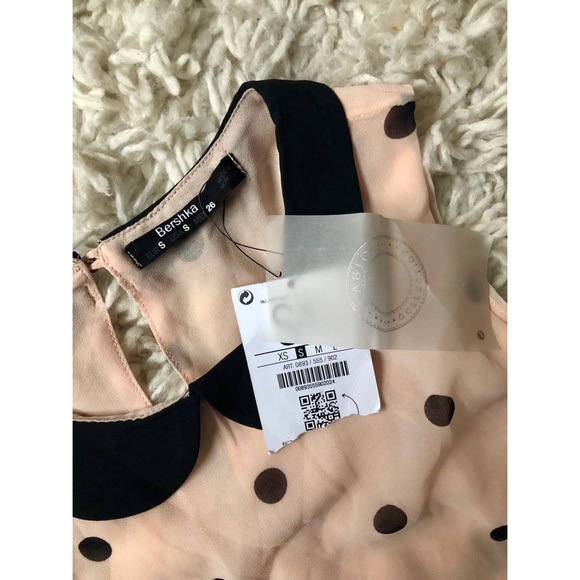 NWT Bershka blush sleeveless polka dot blouse - Picture 3 of 3